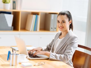 SP05 Spanish for Office Administration SP05 Spanish for Office Administration